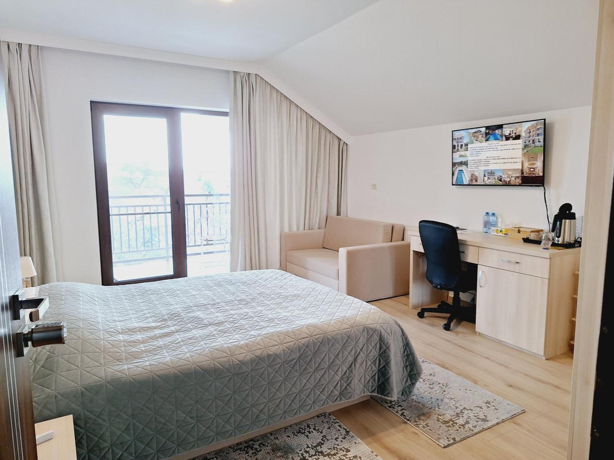 Bed and Breakfast Trend Arad Esterno foto