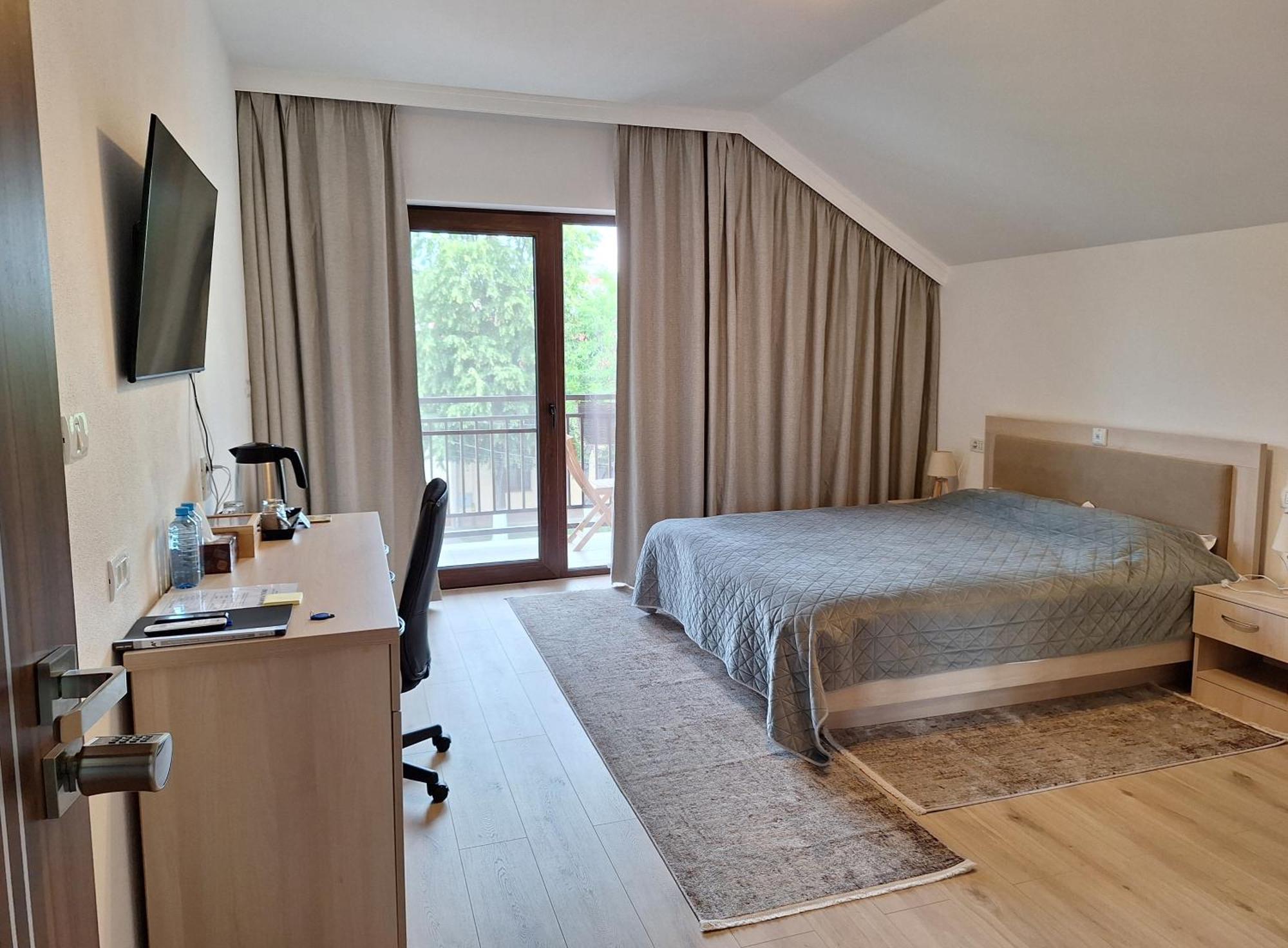 Bed and Breakfast Trend Arad Esterno foto