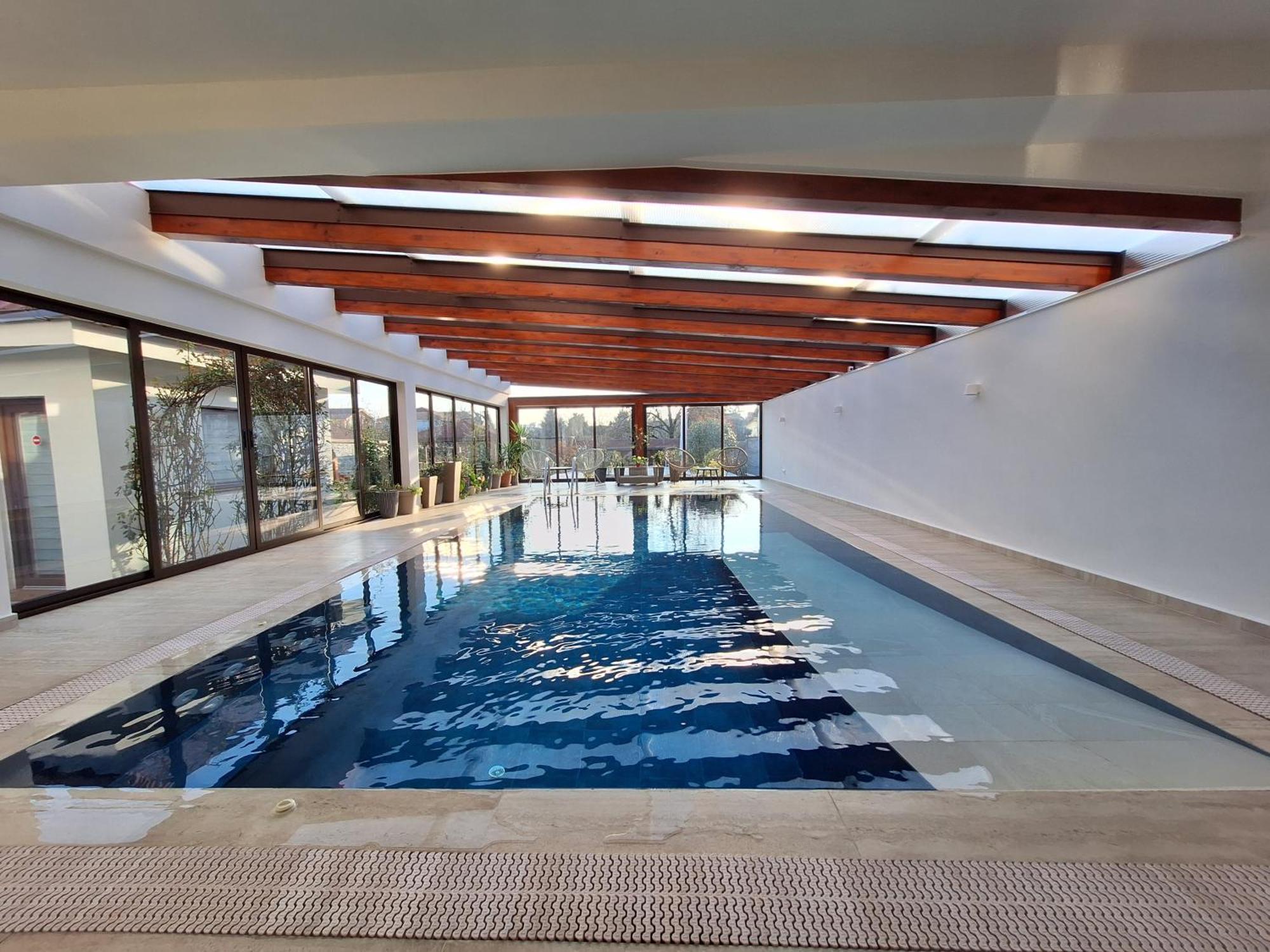 Bed and Breakfast Trend Arad Esterno foto